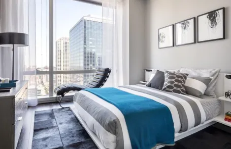 3 Bedroom Chicago Loop Apartment