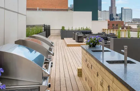 2 Bedroom West Loop Apartment