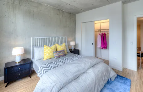 2 Bedroom West Loop Apartment