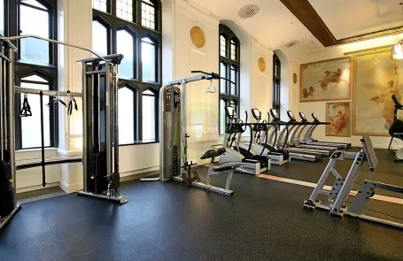 2 Bedroom Chicago Loop Apartment