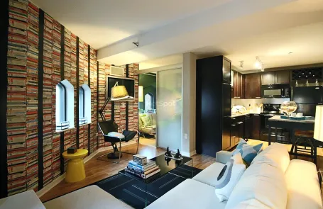 2 Bedroom Chicago Loop Apartment