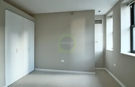 2 Bedroom Chicago Loop Apartment
