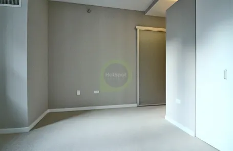 2 Bedroom Chicago Loop Apartment