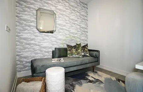 1 Bedroom Old Town Apartment