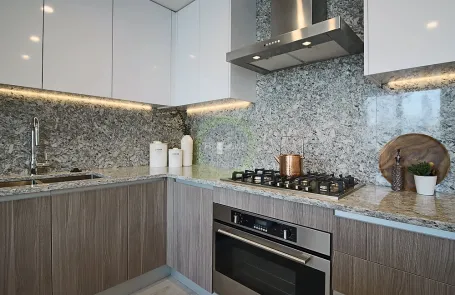 1 Bedroom Old Town Apartment