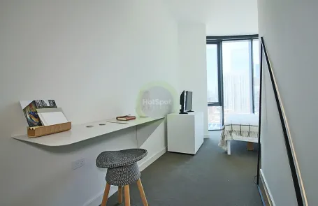 2 Bedroom West Loop Apartment