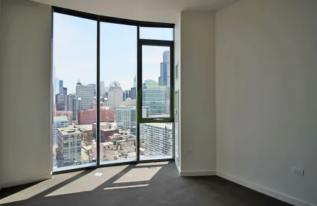 3 Bedroom West Loop Apartment