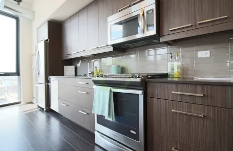 3 Bedroom West Loop Apartment