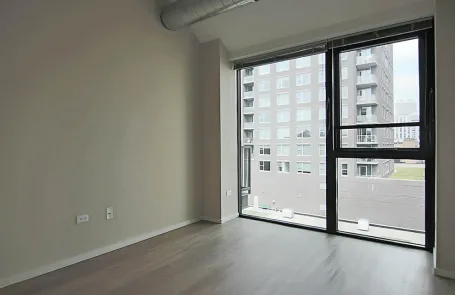 1 Bedroom Old Town Apartment
