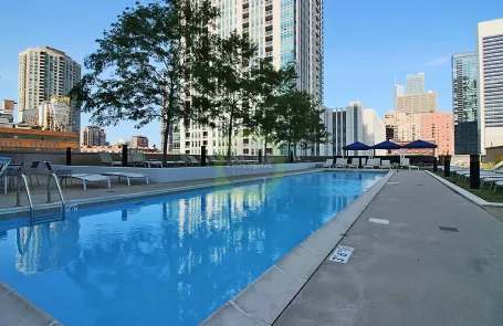 1 Bedroom Fulton Market Apartment