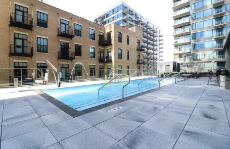 1 Bedroom South Loop Apartment