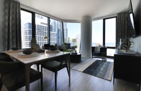 3 Bedroom South Loop Apartment