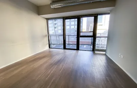1 Bedroom Old Town Apartment
