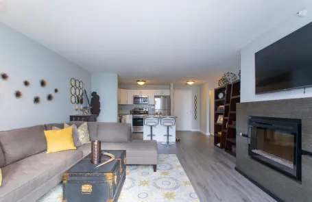 1 Bedroom River North Apartment