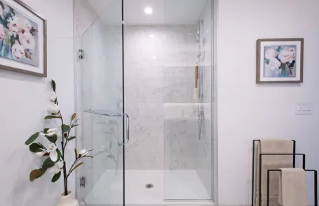 2 Bedroom Old Town Apartment