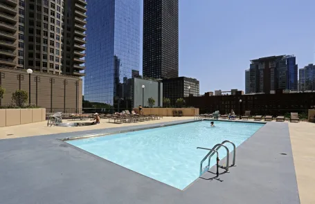 1 Bedroom Streeterville Apartment