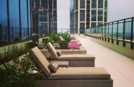 2 Bedroom Chicago Loop Apartment