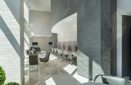 2 Bedroom Chicago Loop Apartment