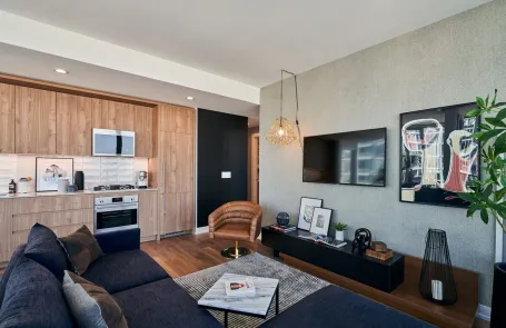 1 Bedroom Old Town Apartment