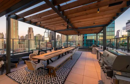 Studio River North Apartment