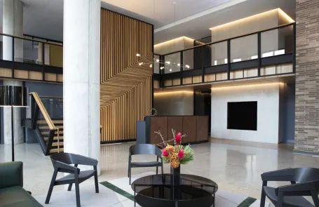 1 Bedroom West Loop Apartment