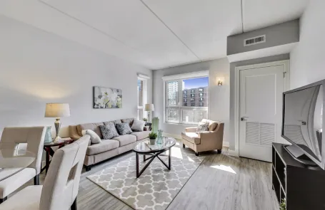 1 Bedroom Old Town Apartment