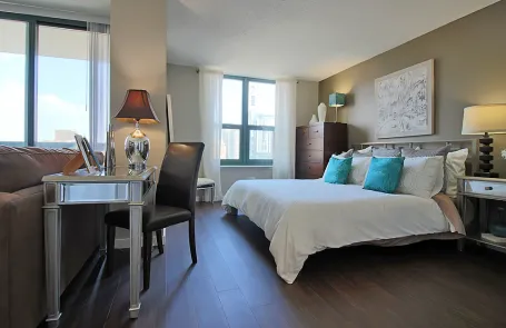 1 Bedroom River North Apartment