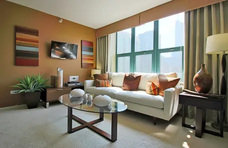 1 Bedroom River North Apartment