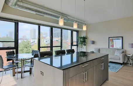 3 Bedroom Old Town Apartment