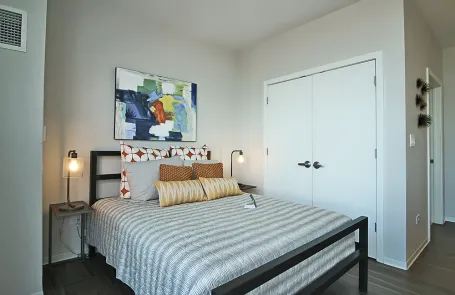 Studio West Loop Apartment