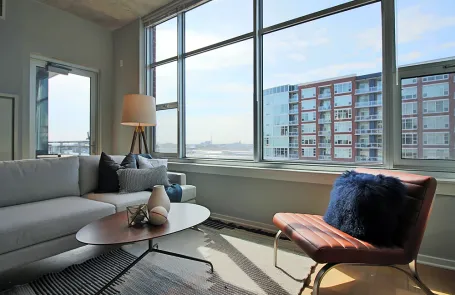 2 Bedroom South Loop Apartment