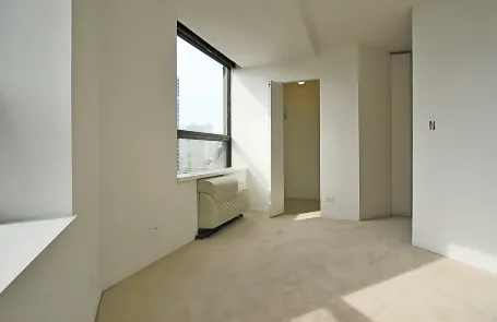 2 Bedroom Streeterville Apartment