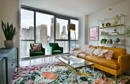 1 Bedroom West Loop Apartment