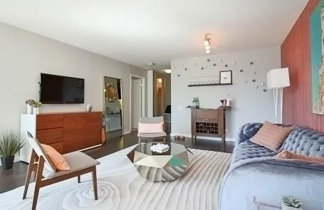 1 Bedroom River North Apartment