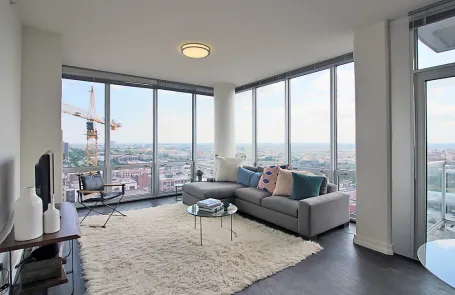 2 Bedroom South Loop Apartment