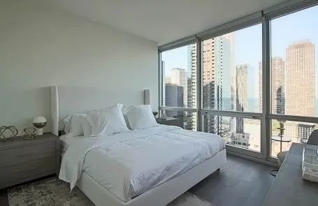 2 Bedroom Streeterville Apartment
