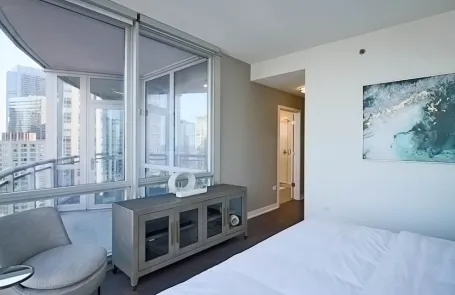 2 Bedroom Streeterville Apartment
