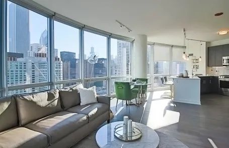 2 Bedroom Streeterville Apartment