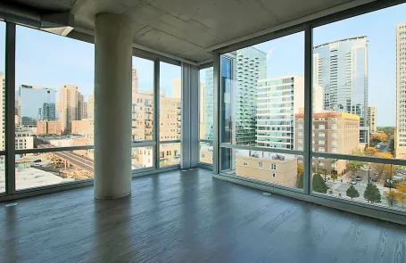 2 Bedroom South Loop Apartment
