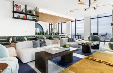 1 Bedroom West Loop Apartment