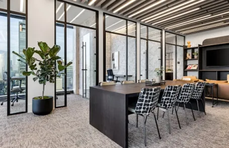 1 Bedroom West Loop Apartment
