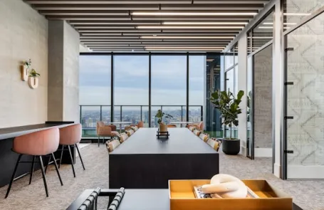 1 Bedroom West Loop Apartment