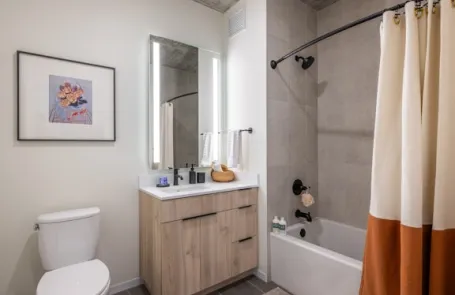 Studio West Loop Apartment