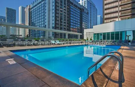 1 Bedroom Streeterville Apartment