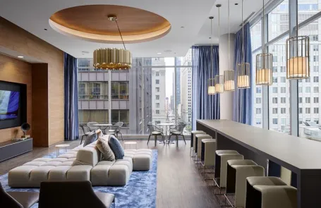 2 Bedroom Chicago Loop Apartment