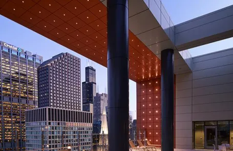 2 Bedroom Chicago Loop Apartment