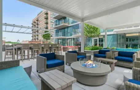 1 Bedroom South Loop Apartment