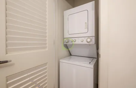 Studio River North Apartment
