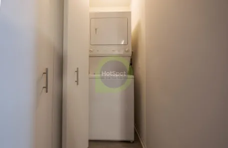 1 Bedroom River North Apartment