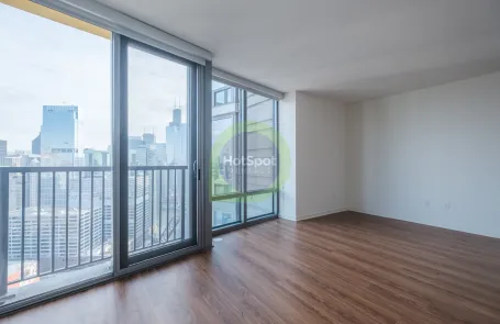 Studio River North Apartment